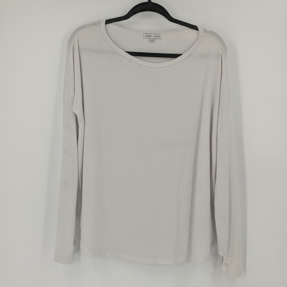 SWEET ROMEO Lightweight Cozy Sweater w/ Thumb Hole